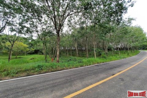 Terrain à Krabi, Thaïlande 17248 m2 № 194035