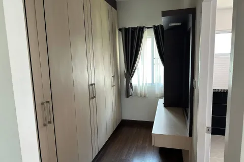 House in San Kamphaeng, Thailand 4 bedrooms № 148595 - photo 10