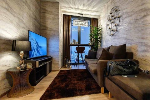 Studio in the Condo in Phaya Thai, Bangkok, Thailand  № 148591 - photo 1