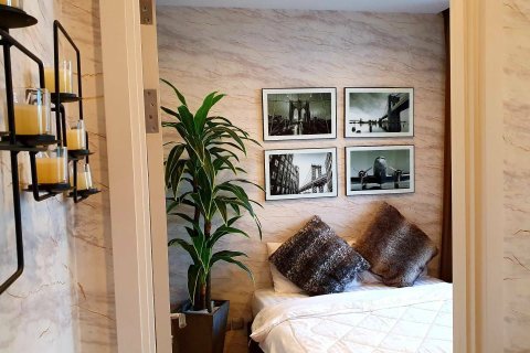 Studio in the Condo in Phaya Thai, Bangkok, Thailand  № 148591 - photo 4