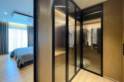 Кондоминиум с 3 спальнями в Клонг Тоэй, Бангкок, Таиланд № 153028 - фото 9