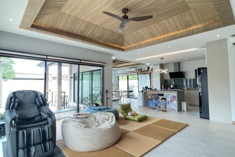 Villa in Pattaya, Thailand 3 bedrooms № 153023 - photo 8