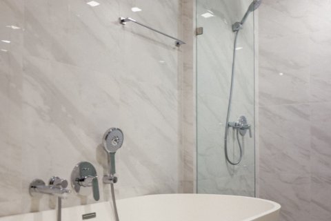 Condo in Watthana, Bangkok, Thailand, 2 bedrooms  № 153029 - photo 5