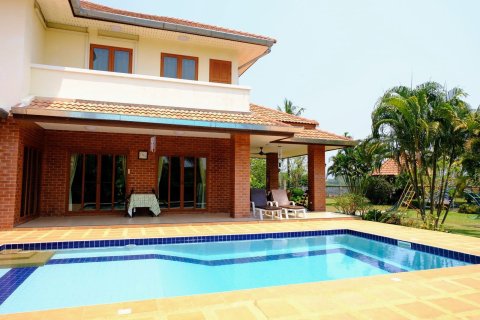 House in Chiang Mai, Thailand 4 bedrooms № 155306 - photo 7