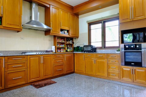 Дом в Чиангмае, Таиланд с 4 спальнями № 155306 - фото 12