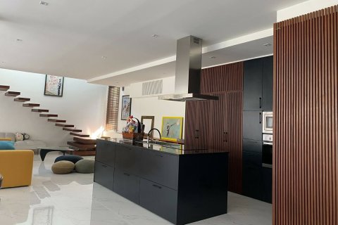 House in Chiang Mai, Thailand 4 bedrooms № 155309 - photo 8