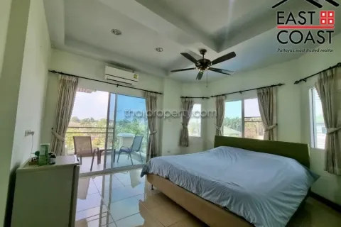 Casa de 3 dormitorios en Pattaya, Tailandia № 213611 - foto 10