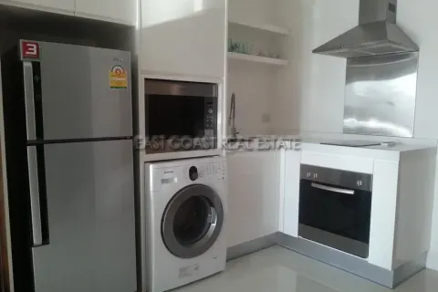 Condominio de 2 dormitorios en Pattaya, Tailandia № 213608 - foto 3