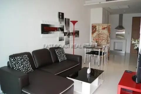 Condominio de 2 dormitorios en Pattaya, Tailandia № 213608