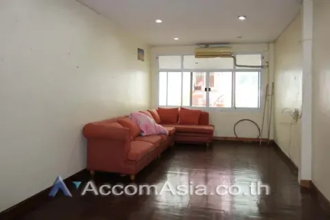 Studio in Bang Rak, Bangkok, Thailand № 218511 - Foto 6