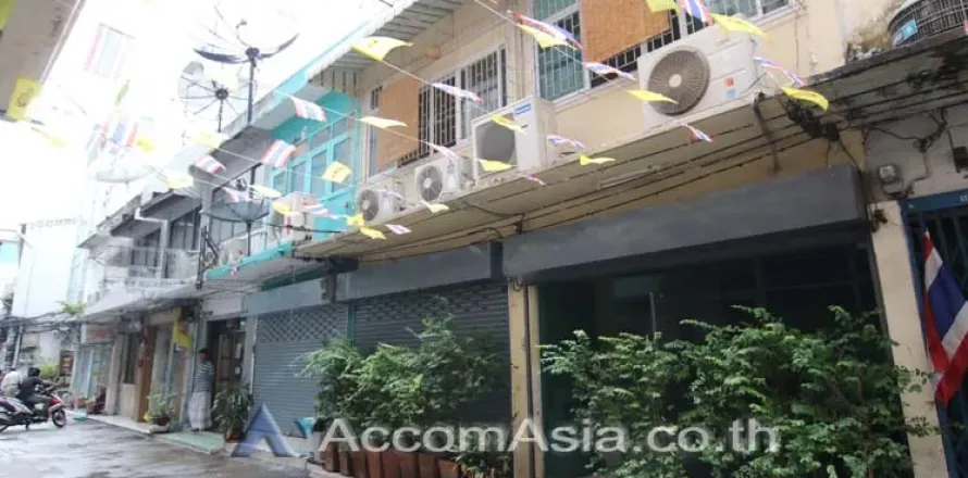 Studio in Bang Rak, Bangkok, Thailand № 218511