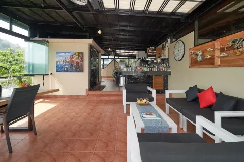 House in Kathu, Thailand 4 bedrooms № 141324 - photo 5