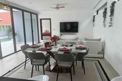 Villa à Phuket, Thaïlande 3 chambres № 141321 - photo 2