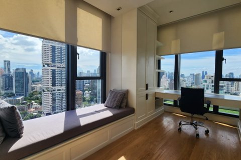 Condo à Khlong Toei, Bangkok, Thaïlande, 3 chambres № 200982 - photo 9