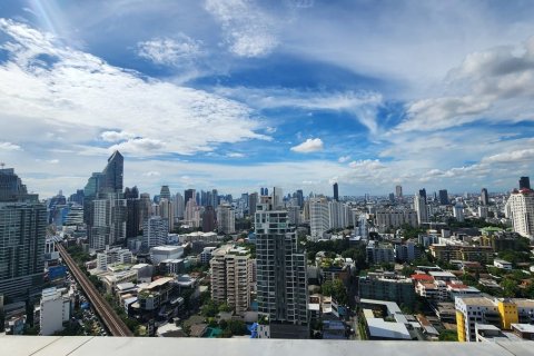 Condo à Khlong Toei, Bangkok, Thaïlande, 3 chambres № 200982 - photo 2