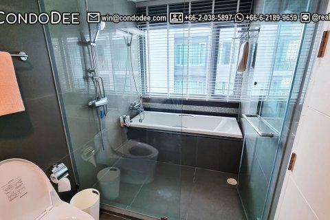Condo à Khlong Toei, Bangkok, Thaïlande, 1 chambre № 200986 - photo 8