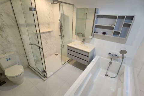 Condo à Watthana, Bangkok, Thaïlande, 1 chambre № 200981 - photo 4