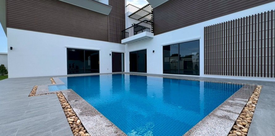 Villa à Hua Hin, Thaïlande 3 chambres № 147505