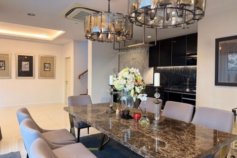 Дом в Правете, Бангкок, Таиланд с 4 спальнями  № 147500 - фото 4