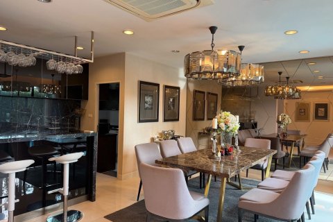 Дом в Правете, Бангкок, Таиланд с 4 спальнями  № 147500 - фото 2