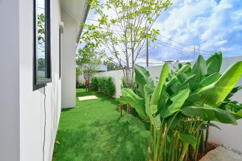 House in Phuket, Thailand 3 bedrooms № 147501 - photo 29