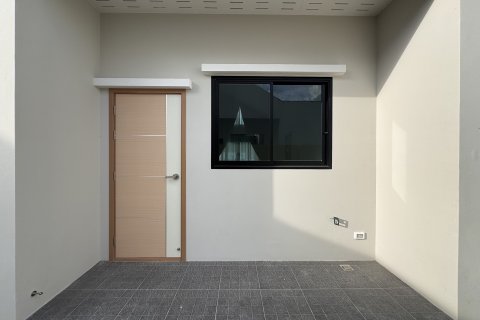 House in Phuket, Thailand 3 bedrooms № 147501 - photo 6