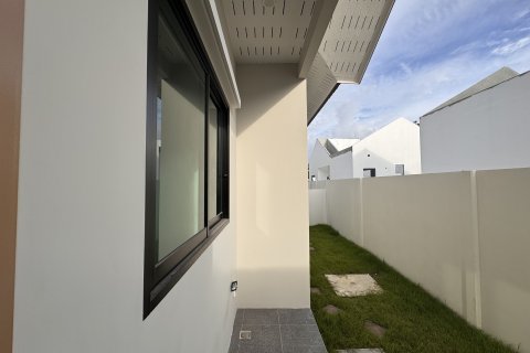 House in Phuket, Thailand 3 bedrooms № 147501 - photo 20