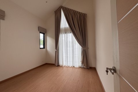 House in Phuket, Thailand 3 bedrooms № 147501 - photo 7