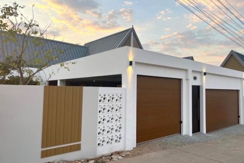 Вилла в Паттайе, Таиланд с 3 спальнями  № 139882 - фото 13