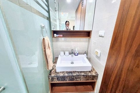 Condo in Bangkok, Thailand, 2 bedrooms  № 114971 - photo 6