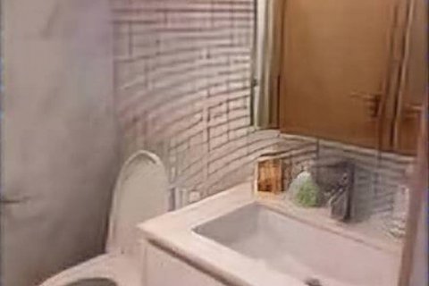 Кондоминиум с 1 спальней в Бангкоке, Таиланд № 114967 - фото 4