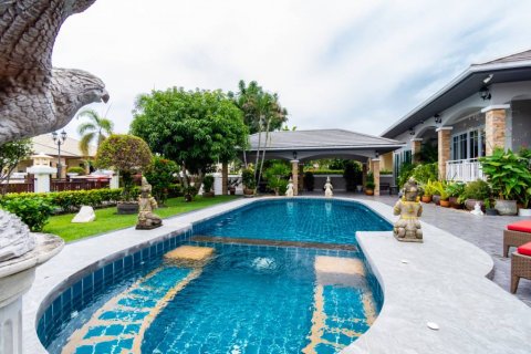 Villa in Cha-am, Thailand 3 bedrooms № 114969 - photo 9