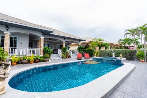 Villa in Cha-am, Thailand 3 bedrooms № 114969 - photo 3