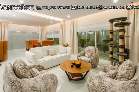 House in Phra Khanong, Bangkok, Thailand 7 bedrooms № 200926 - photo 7