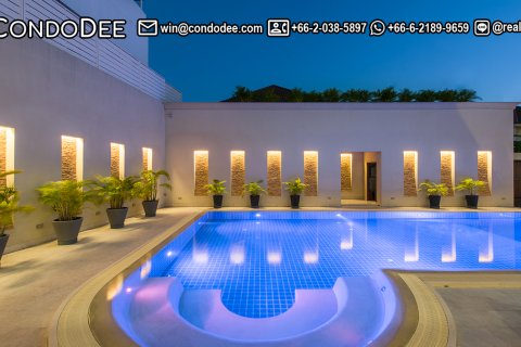 House in Phra Khanong, Bangkok, Thailand 7 bedrooms № 200926 - photo 10
