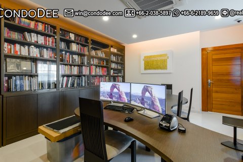 House in Phra Khanong, Bangkok, Thailand 7 bedrooms № 200926 - photo 8