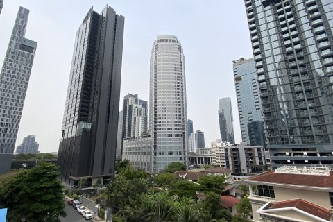 Condo in Watthana, Bangkok, Thailand, 2 bedrooms  № 200931 - photo 10