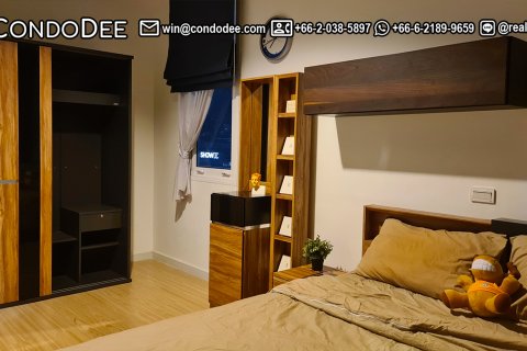 Condo in Huai Khwang, Bangkok, Thailand, 1 bedroom  № 200929 - photo 6