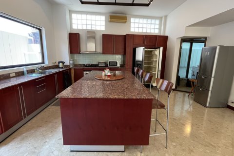 House in Phra Khanong, Bangkok, Thailand 5 bedrooms № 200925 - photo 21