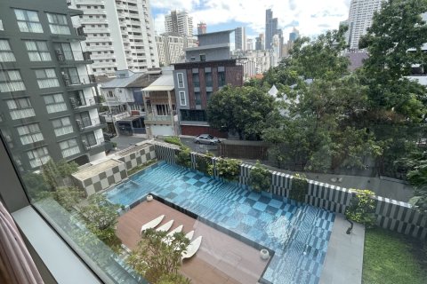 Condo in Watthana, Bangkok, Thailand, 2 bedrooms  № 200928 - photo 25