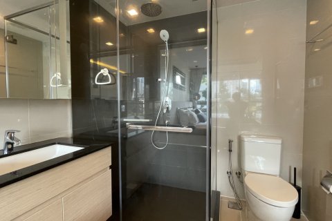Condo in Watthana, Bangkok, Thailand, 2 bedrooms  № 200928 - photo 19