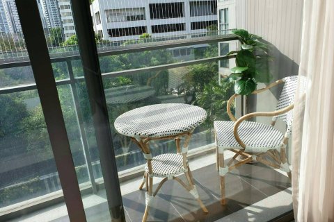 Condo in Watthana, Bangkok, Thailand, 2 bedrooms  № 200928 - photo 11