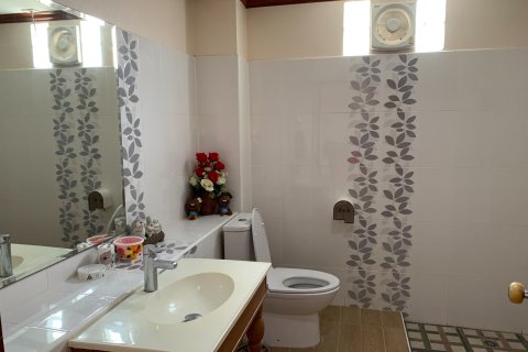 Вилла в Хуа Хине, Таиланд с 4 спальнями  № 156231 - фото 5