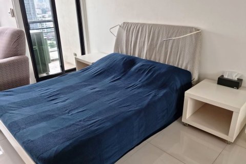 Studio in the Condo in Sathon, Bangkok, Thailand  № 156229 - photo 5