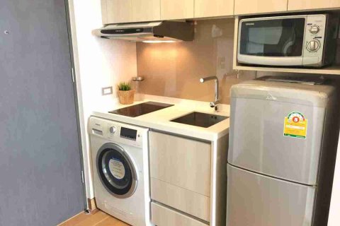 Condo in Bangkok, Thailand, 1 bedroom № 183381 - photo 6