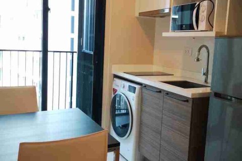 Condo in Bangkok, Thailand, 1 bedroom № 183379 - photo 4