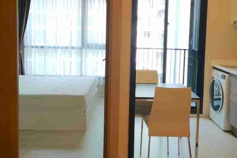 Condo in Bangkok, Thailand, 1 bedroom № 183379 - photo 8