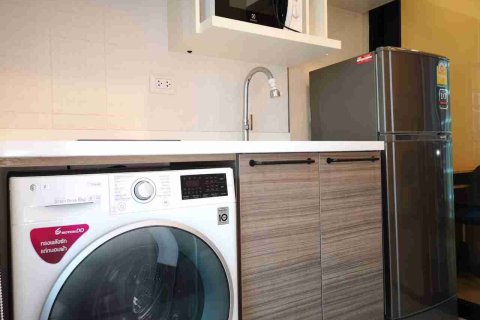 Condo in Bangkok, Thailand, 1 bedroom № 183379 - photo 7