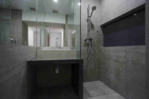 Condo in Bangkok, Thailand, 1 bedroom № 183375 - photo 10