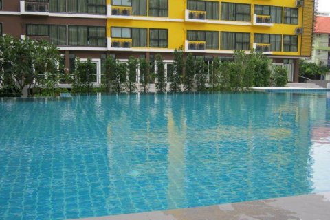 Studio dans le Condo à Pattaya, Thaïlande  № 172310 - photo 13